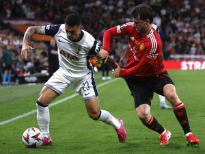 Momen-momen Penting Final Liga Europa Tottenham Vs Man Utd