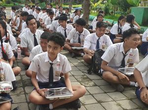 Program Makan Bergizi Gratis Sisakan Makanan hingga 1,4 juta Ton Program Makan Bergizi Gratis Sisakan Makanan hingga 1,4 juta Ton