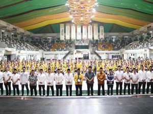 Plt Bupati Gresik Lepas 147 Calon Jemaah Haji, Ingatkan untuk Bantu Sesama