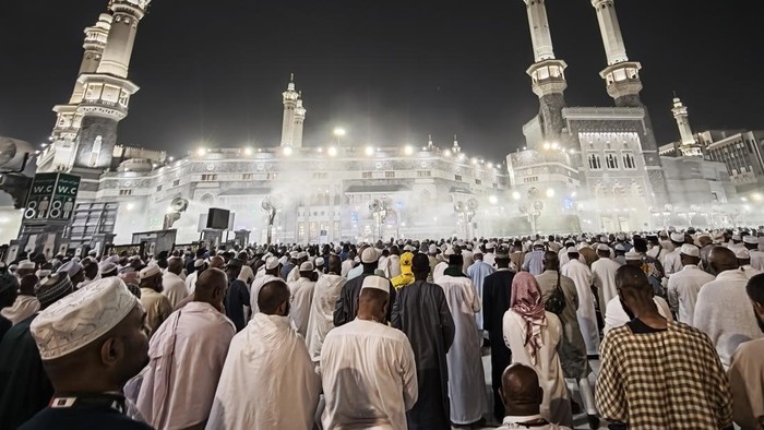 Suasana Masjidil Haram Jelang Puncak Musim Haji panduan daftar haji