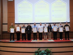 Top! Kemnaker Borong 5 Penghargaan KPPN Jakarta VII