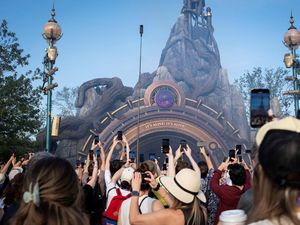 Universal Epic Universe Dibuka, Ada Wahana Harry Potter-Super Nintendo World