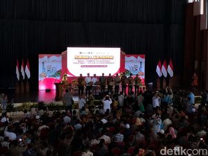 Wamenkop Dorong Pembentukan Koperasi di Aceh, Bisa Cegah Rentenir-Pinjol Wamenkop Dorong Pembentukan Koperasi di Aceh, Bisa Cegah Rentenir-Pinjol