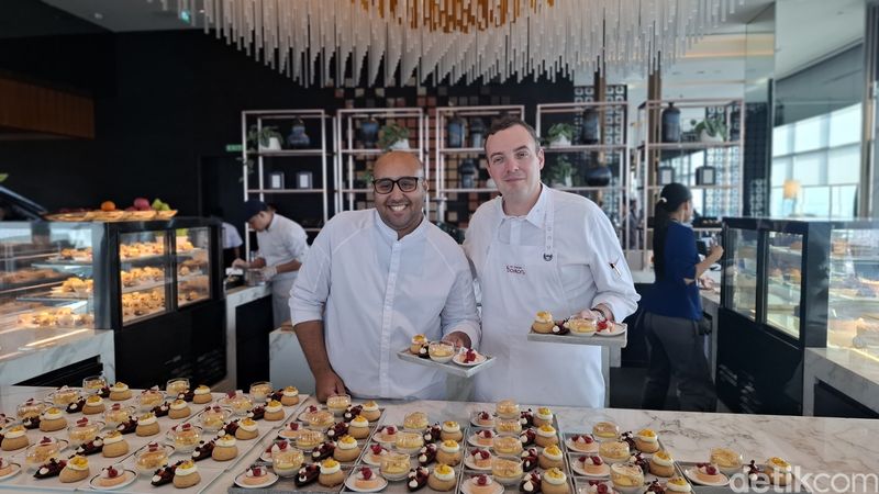 Menikmati 'Afternoon Tea' Cantik Buatan Pastry Chef dari Tokyo