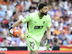 Mamardashvili: Saya Kiper Masa Depan Liverpool