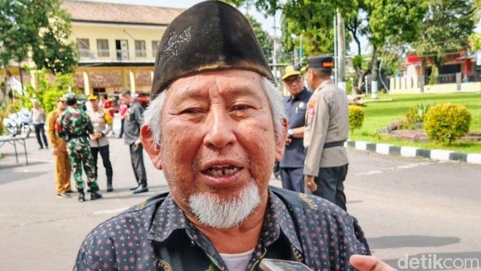 Ketua MUI Bondowoso KH Asyari Fasya mui bondowoso