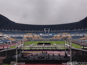 Panggung untuk Sang Juara di GBLA