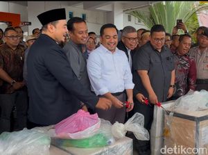 KPU Mulai Distribusikan 260 Kotak Suara Jelang PSU Pilkada Palopo Besok KPU Mulai Distribusikan 260 Kotak Suara Jelang PSU Pilkada Palopo Besok