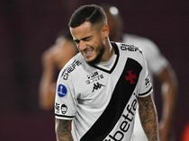 Coutinho, Origi, dan Mereka yang Masih Nganggur