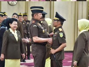 Kajati Jateng Dirotasi, Ponco Hartanto Diganti Hendro Dewanto