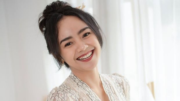 Selebgram Ayu Puspa