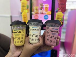 Smoothies Mangga dan Beri Bisa Dibeli via Mesin Otomatis di Minimarket Smoothies Mangga dan Beri Bisa Dibeli via Mesin Otomatis di Minimarket