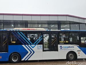 Ketika TransJakarta Menembus Kota Penyangga Ketika TransJakarta Menembus Kota Penyangga