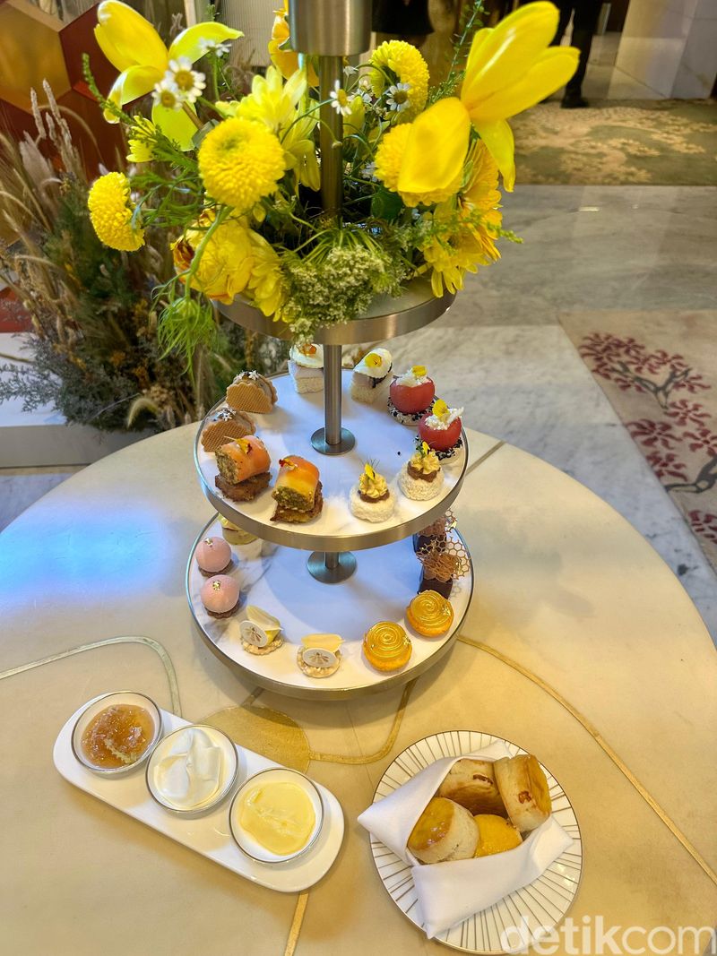Afternoon tea serba madu terinspirasi Guerlain di St Regis Jakarta