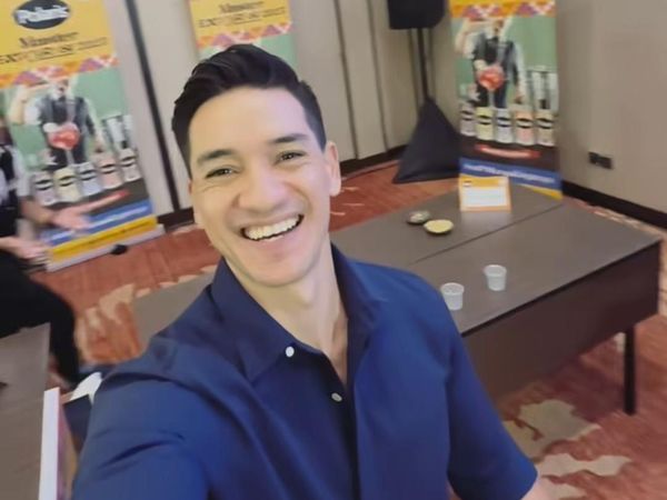 Saat Andrew White Jadi Juri Kompetisi Minuman, Galak Gak Ya?