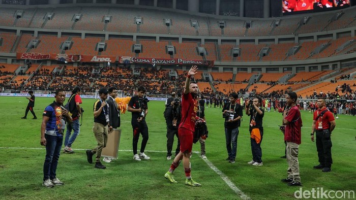 Dansa Terakhir Simic dan Persija di JIS Persija Jakarta dan Marko Simic resmi berpisah, datang dari Liga Malaysia Simic langsung menjadi ujung tombak andalan tim Macan Kemayoran.