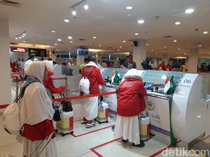 Calon Haji Embarkasi Solo yang Dipulangkan Bertambah Jadi 45 Orang Calon Haji Embarkasi Solo yang Dipulangkan Bertambah Jadi 45 Orang