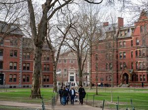 Video: Mahasiswa Harvard Asal Palestina Resah soal Rencana Deportasi Trump Video: Mahasiswa Harvard Asal Palestina Resah soal Rencana Deportasi Trump