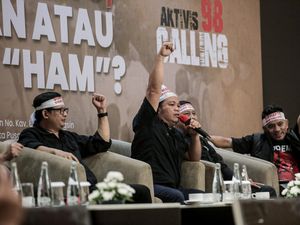 Momen Sejumlah Aktivis 98 Tolak Usul Gelar Pahlawan Soeharto Momen Sejumlah Aktivis 98 Tolak Usul Gelar Pahlawan Soeharto