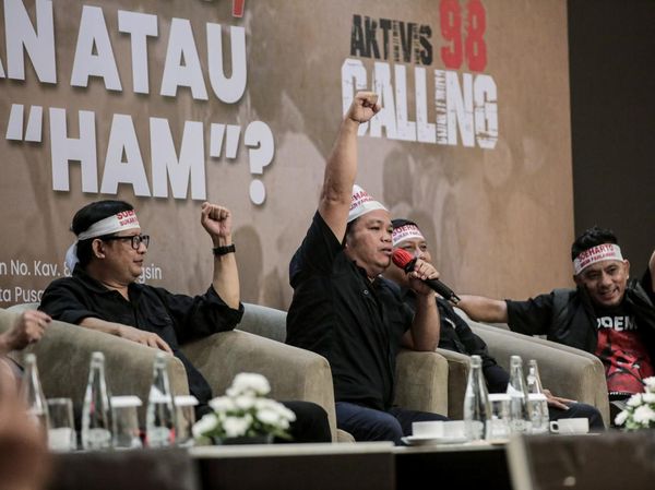 Momen Sejumlah Aktivis 98 Tolak Usul Gelar Pahlawan Soeharto