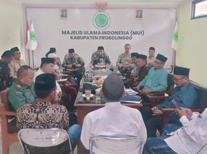 MUI Probolinggo Soroti Ponpes yang Diduga Kibarkan Bendera HTI MUI Probolinggo Soroti Ponpes yang Diduga Kibarkan Bendera HTI