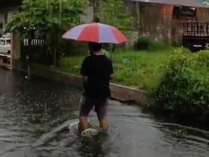 Kota Medan Banjir Usai Hujan Deras Sejak Sore