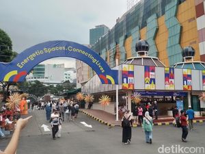 Video: Blok M Hub yang Ramah Difabel Video: Blok M Hub yang Ramah Difabel