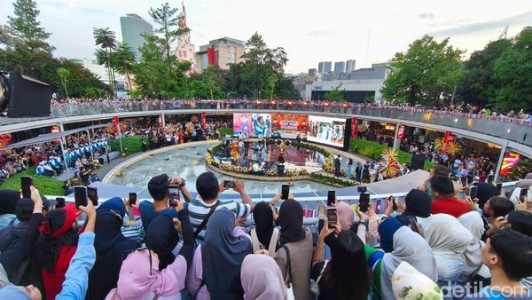 Potret Keseruan Pencanangan HUT Ke-498 Jakarta di Blok M