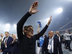 Conte dan Napoli Sepakat Tetap Bersama