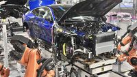 Begini Proses Pembuatan BMW M4 CS Edition VR46 Kado Ultah untuk Rossi