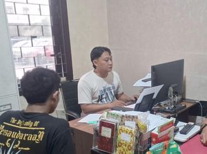 Tiga Pengedar 18 Paket Sabu Total 9,4 Gram di Mojokerto Digerebek Tiga Pengedar 18 Paket Sabu Total 9,4 Gram di Mojokerto Digerebek