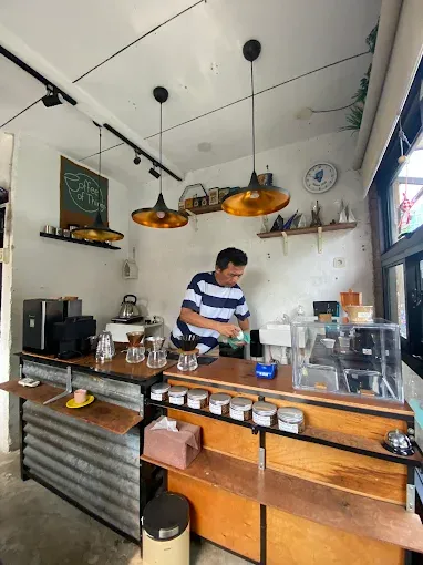 5 Kafe Mungil yang Punya Kopi Enak, Cocok Buat Nyantai