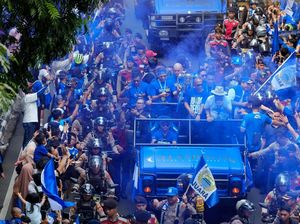 Bonus untuk Persib Jauh dari Target, Dedi Mulyadi: Mampunya Segitu Bonus untuk Persib Jauh dari Target, Dedi Mulyadi: Mampunya Segitu