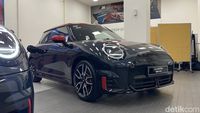 Tampang Sangar MINI JCW E: Mobil Listrik yang Imut, tapi Beringas!
