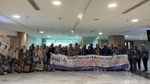 Potret 45 Jemaah Aida Tourindo saat Pelepasan ke Tanah Suci