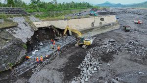 Pemprov Jatim Mulai Perbaikan Tanggul Lahar Hujan Semeru di Lumajang