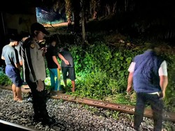 2 Pelajar di OKU Tewas Usai Motornya Ditabrak KA Babaranjang