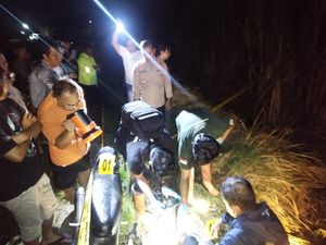 Mayat Wanita Penuh Luka Ditemukan di Kebun Tebu Dukuhtengah Brebes Mayat Wanita Penuh Luka Ditemukan di Kebun Tebu Dukuhtengah Brebes
