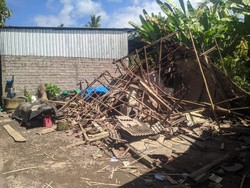 Rumah di Jembrana Ambruk Saat Hujan Deras, Kerugian Rp 30 Juta
