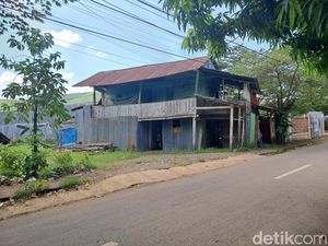 Remaja Terduga Teroris di Gowa Aktif Bahas Bom Bunuh Diri di Grup WA Remaja Terduga Teroris di Gowa Aktif Bahas Bom Bunuh Diri di Grup WA