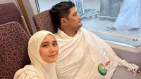 Ryana Dea Berangkat ke Makkah, Mohon Doa Perjalanan Haji Lancar