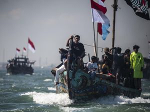 Nelayan Tambaklorok Semarang Gelar Tradisi Sedekah Laut