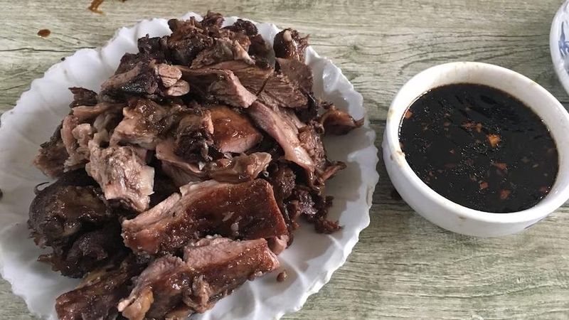 Wanita Ini Ketahuan Adopsi Anjing untuk Dimasak Jadi Makanan