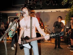 Tur Dadakan All American Rejects Viral, Dianggap Paling Seru di 2025