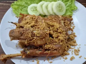 Video Ayam Goreng Widuran Nonhalal, Walkot Solo: Saya Cukup Kecewa! Video Ayam Goreng Widuran Nonhalal, Walkot Solo: Saya Cukup Kecewa!