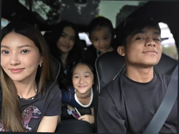 Betrand Peto dan Aqila Zhavira