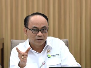 Budi Arie Tepis Kabar Gaji Pengurus Koperasi Merah Putih Rp 8 Juta Budi Arie Tepis Kabar Gaji Pengurus Koperasi Merah Putih Rp 8 Juta