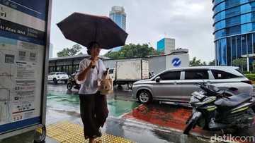 Kenapa Masih Turun Hujan di Musim Kemarau? Ini Kata BMKG