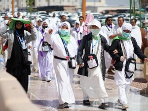 103 Ribu Jemaah Haji Diberangkatkan dari Madinah ke Makkah, Petugas Menyusul