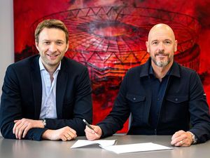 Erik ten Hag Resmi Jadi Pelatih Anyar Bayer Leverkusen Erik ten Hag Resmi Jadi Pelatih Anyar Bayer Leverkusen